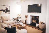 Pye Corner Cottage, by Solace Stays - B&B