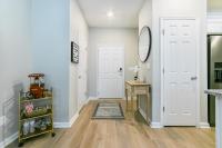 Pet Friendly 3BR Getaway with Fenced Yard and Patio Near Beaches and Downtown St Augustine - Chambres d’hôtes