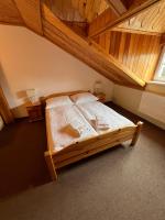 Economy Triple Room