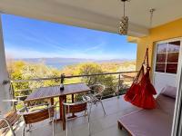 Apartamento de 2 dormitorios con vistas al lago