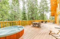 Mountain Cabin w/ Hot Tub: 4 Mi to Shaver Lake! - Ferienwohnung Shaver Lake
