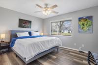 B&B Gulfport - KING BED Well-Located Cozy Townhouse Retreat - Bed and Breakfast Gulfport