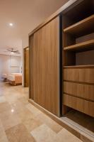 New Condo Roof Pool with Gym and WiFi near 5th half Blk Kids Ok - Chambres d'hôtes Playa del Carmen