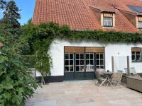 B&B Bruges - Two guest-rooms in stylish villa - free bikes - Bed and Breakfast Bruges