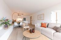 B&B Knokke-Heist - Renovated and bright apartment with sea view and parking - Bed and Breakfast Knokke-Heist