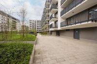 Apartment with Balcony & Parking in Warsaw by Noclegi Renters - Ferienwohnung Warschau