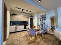 Maya Suites N.Moudania - B&B