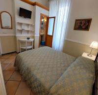Single Room with Private Bathroom