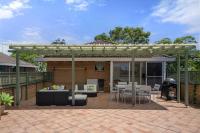 B&B Dee why - Large Private Terrace - North Facing Terrace & BBQ - Bed and Breakfast Dee why