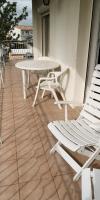 Appartement dans villa avec piscine et jardin - B&B