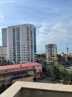 Sunny apartment in the heart of Batumi - B&B Angisa