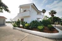 Villa delle Sterlizie con piscina e jacuzzi by Le Dhome Sicily - Chambres d'hôtes Partinico