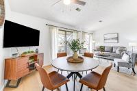 Pointe Royale Condo Pickleball, Pools and Golf! - B&B