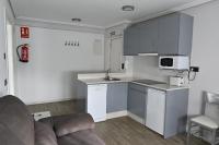 One-Bedroom Apartment 4