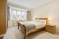 B&B Finchley - 5 bed with parking and large private garden - Bed and Breakfast Finchley