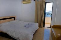 Chambre Double avec Balcon (2 Adultes + 1 Enfant)