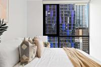 Modern 2BR Apt Next to Victoria Market City Views - Bed and Breakfast Melbourne