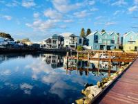 B&B Mandurah - Apollo Quay Superb Studio-walk To Shop & Foreshore - Bed and Breakfast Mandurah