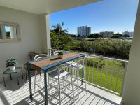 B&B Townsville - City Riverside Apartment 25 - Bed and Breakfast Townsville