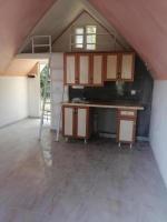 Basic Triple Room with Shared Bathroom
