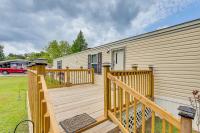 Bonneau Vacation Rental w/ Private Yard! - B&B Bonneau