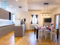 B&B Trieste - Viale Miramare 123/1 Tirabora Short Rent - Bed and Breakfast Trieste