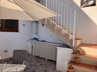 Fint litet hus i hjärtat av gamla stan och nära hav - B&B