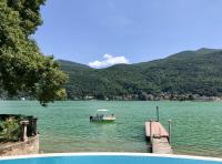 Beautiful apartment on the lake, pool & parking - Nr 124 - B&B Porto Ceresio