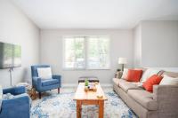 Westside Splendor- 10 mins to Speedway- Firepit - B&B