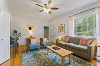 Near University & Dining- Garden District Dwelling - B&B