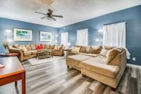 B&B Pensacola - Cam's Coastal Cottage- NAS Pensacola, Close to Beach - Bed and Breakfast Pensacola