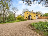 Five-Bedroom Holiday Home