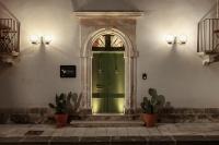 Embrace Sicily Guest House - Bed and Breakfast Noto