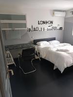 En-suite Soft Water Air Conditioning TV NEO - B&B