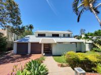 Serene Lakefront Villa with Private Pool - B&B