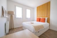 Queen Room with Shared Bathroom
