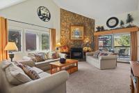 Charming 2BR Condo in the Heart of Breckenridge - B&B