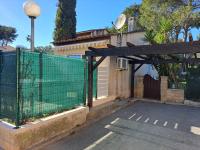 Maisonnette au milieu des pins - Bed and Breakfast Mougins