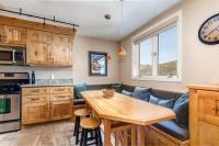 Quaint 2BR Retreat Heart of Town Steps from Lift - Chambres d'hôtes Park City