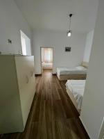 Perdja Apartment III - B&B Velipojë