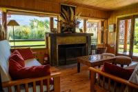 Acogedora cabaña de madera con vista a la montaña - B&B Potrerillos