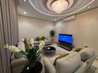 شقة فاخرة غرفة وصالة النرجس ١٤ - Chambres d’hôtes Riyad