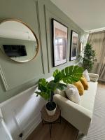 B&B Thamesmead - Grace House - 15 Minutes To Central London - Bed and Breakfast Thamesmead