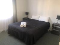 B&B Armidale - Highlander Van Village - Bed and Breakfast Armidale