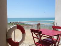 Appartement sur la plage avec parking privé à Longeville-sur-Mer - FR-1-336-127 - B&B