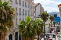 15 RIOUFFE - Splendide appartement 6 couchages à 50m à pieds du Palais - B&B Cannes