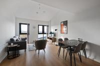 B&B Leeds - Beautiful 2 bedroom apartment in a converted mill - Bed and Breakfast Leeds