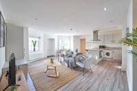 A Stylish Apartment with Parking in Preston - B&B