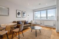 Lovely 1 Bedroom Apartment in the Heart of Eastleigh - Chambres d’hôtes