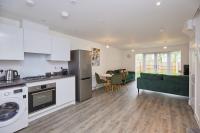 Beautiful brand new 3 bedroom city centre house with garden - B&B Derby